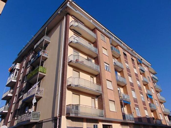 Appartamento trilocale in vendita in Corso Acqui, Nizza Monferrato