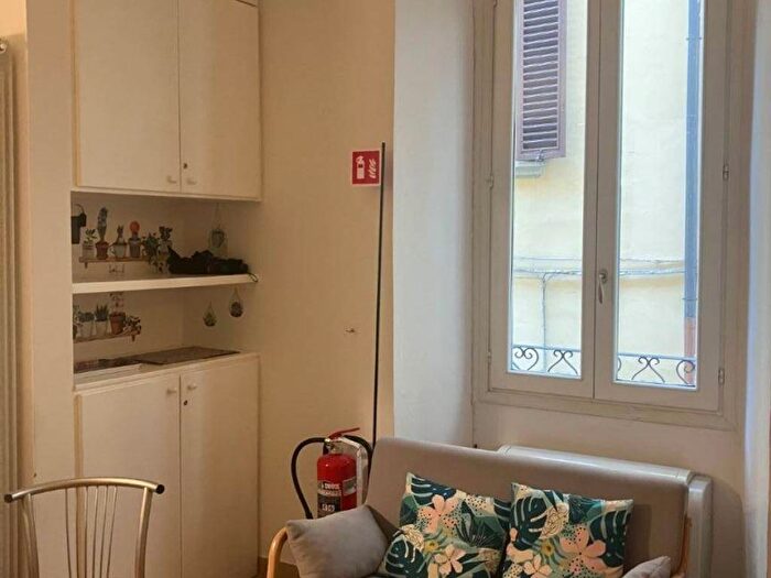 Appartamento trilocale in affitto in Signoria Uffizi, Firenze