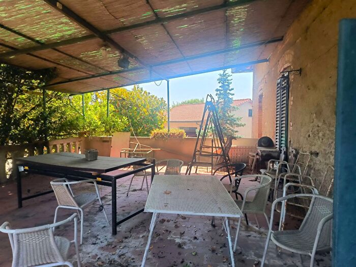 Casa con 12 locali in vendita in Ellerone, Poggibonsi