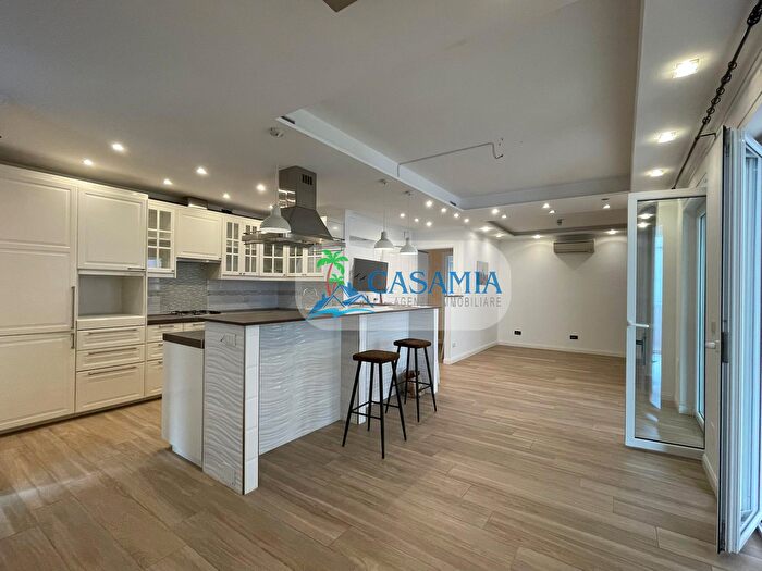 Appartamento trilocale in vendita in Via Voltattorni, San Benedetto Del Tronto