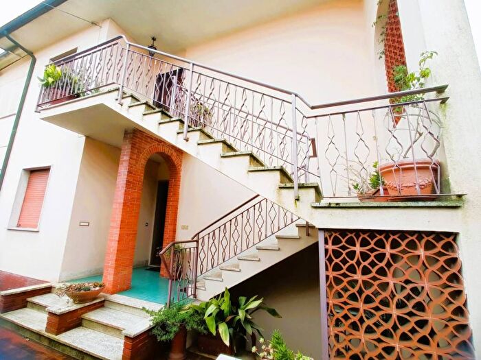 Casa con 5 locali in affitto in Via Alessandro Borodin, San Rossore Barbaricina, Pisa