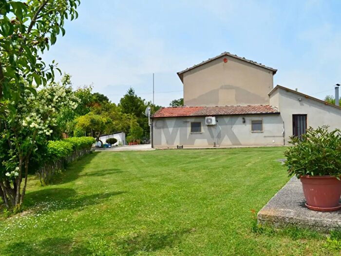 Casa con 9 locali in vendita in San Marco Dei Cavoti
