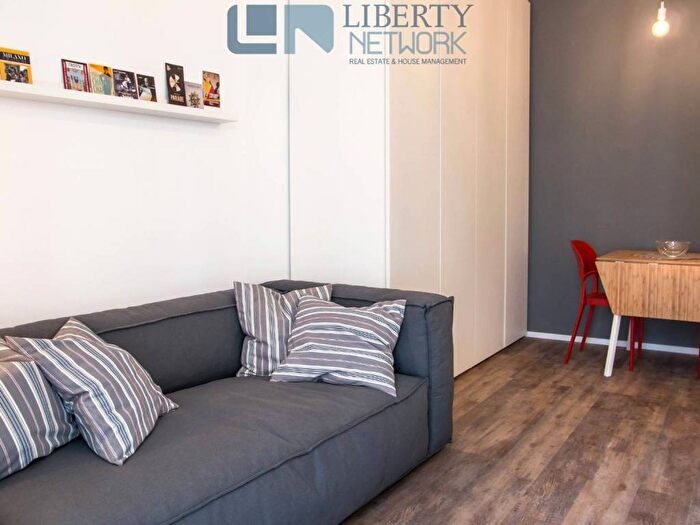 Appartamento monolocale in affitto in Viale Brenta, Lodi Brenta, Milano