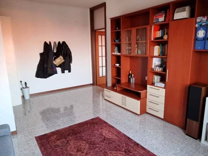 Appartamento trilocale in affitto in Viale Fulvio Testi, Prato Centenaro, Milano