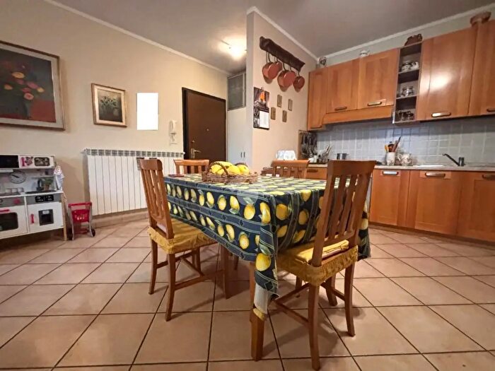 Appartamento quadrilocale in vendita in Via S Antonio da Padova, Offlaga