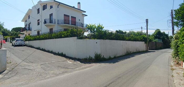 Casa con 5 locali in vendita in Via Croce, Milazzo