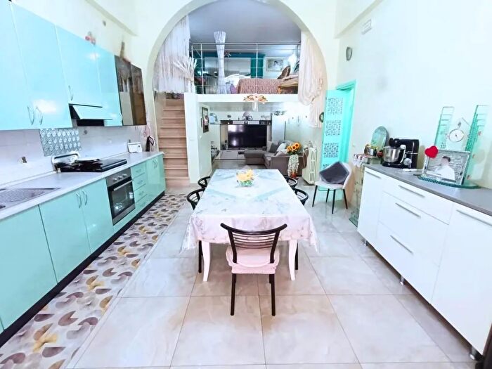 Appartamento trilocale in vendita in Via Trieste, San Severo