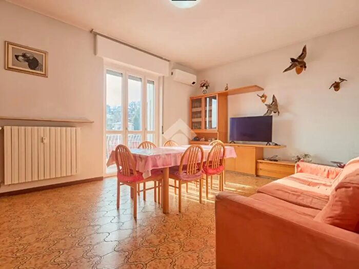 Appartamento trilocale in vendita in Via Enrico Fermi, Torre Boldone