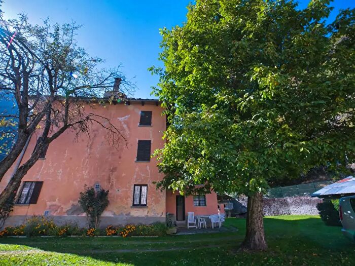 Casa con 6 locali in vendita in Pestarena, Macugnaga