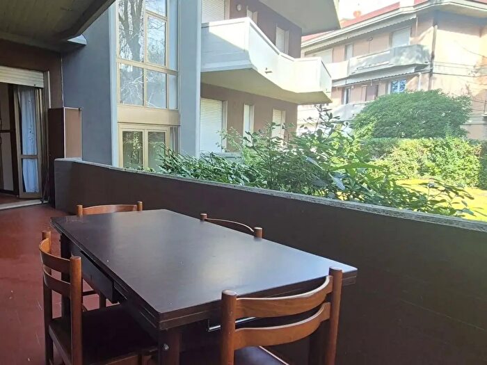 Appartamento trilocale in affitto in Massa