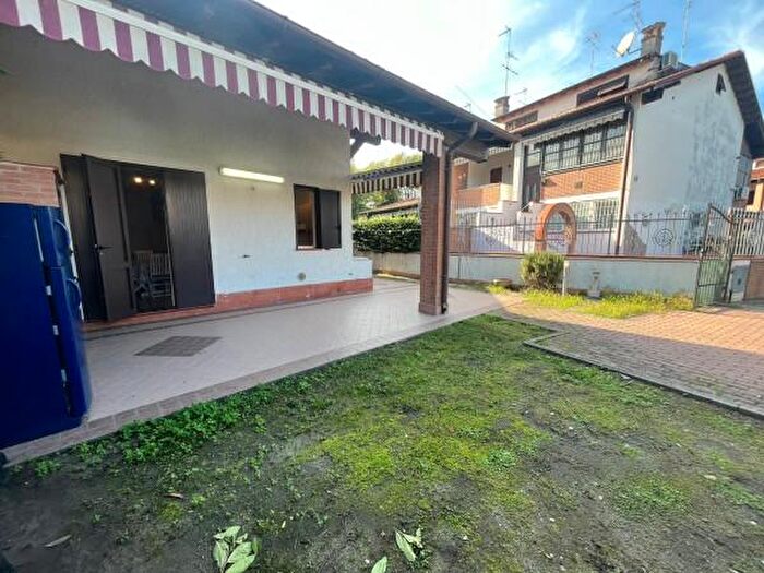 Casa trilocale in vendita in Viale Honduras, Comacchio