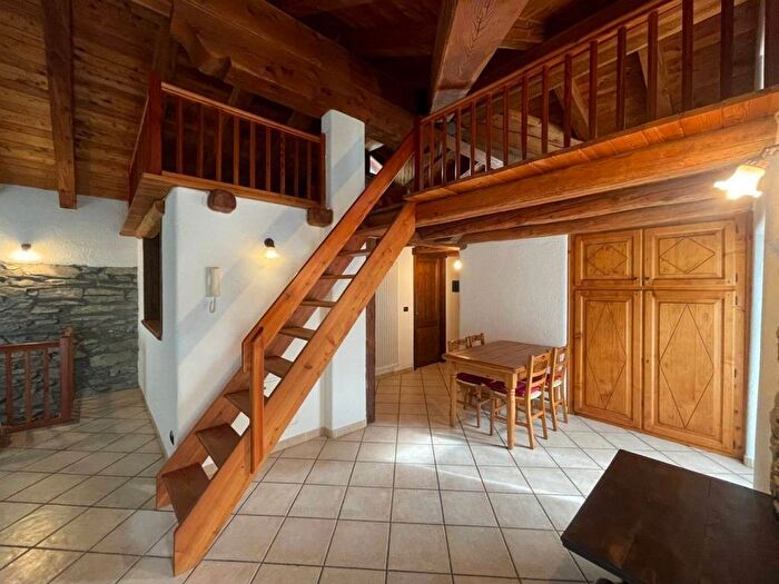 Casa trilocale in affitto in Rue Des Salasses, Pallusieux, Prèsaintdidier