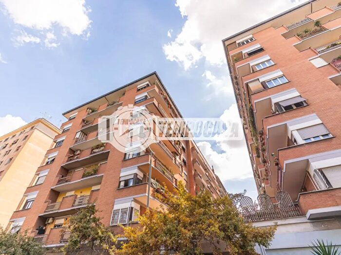 Appartamento quadrilocale in vendita in Via Prenestina, Roma