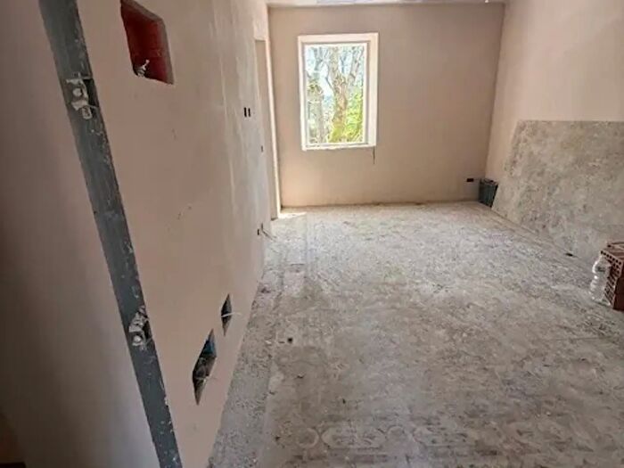 Appartamento quadrilocale in vendita in Camaiore