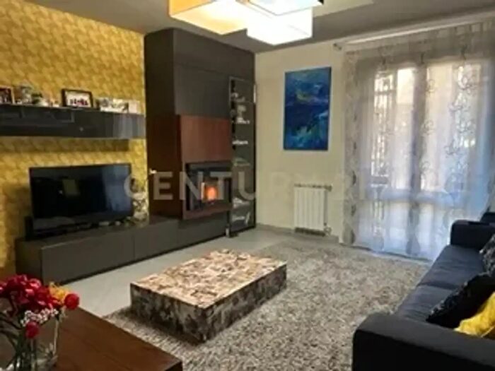 Casa quadrilocale in vendita in Viale Europa, San Gregorio Di Catania