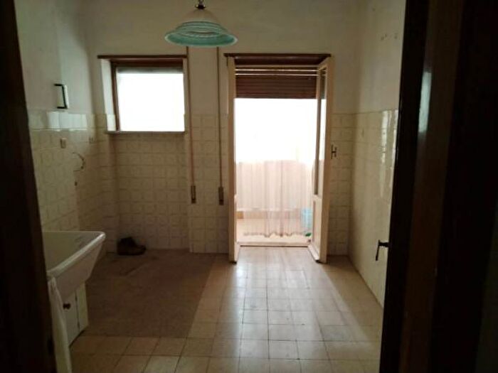 Appartamento quadrilocale in vendita in Via Piave, Palermo