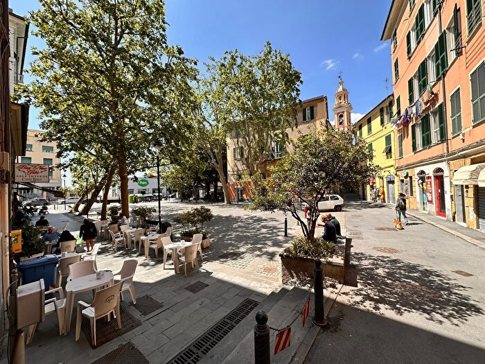 Appartamento bilocale in vendita in Genova