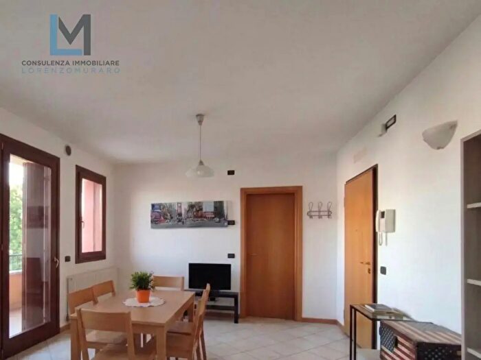 Appartamento trilocale in vendita in Montebelluna