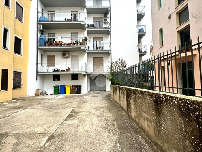 Appartamento quadrilocale in vendita in Via Fiume, Nuoro