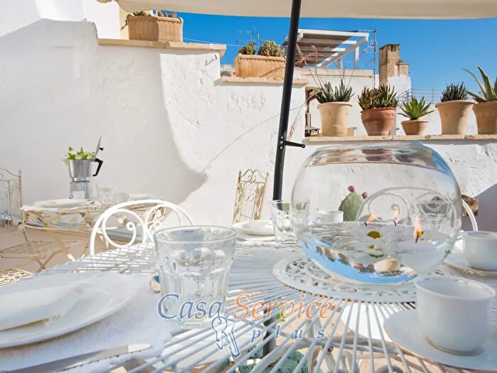 Casa con 6 locali in vendita in Via C Spagna, Gallipoli