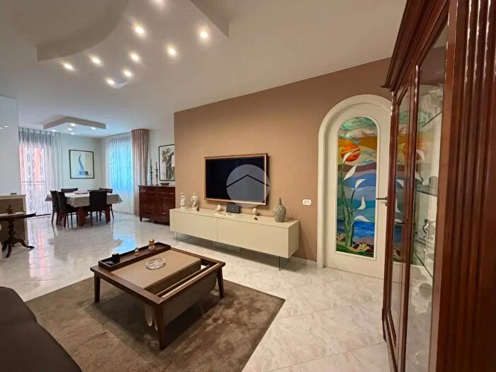 Appartamento trilocale in vendita in Via Luigi Cavallaro Traversa Telete, Scafati