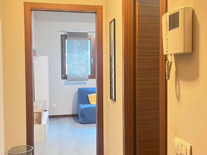 Appartamento bilocale in affitto in Via Emilio Treves, Udine, Milano