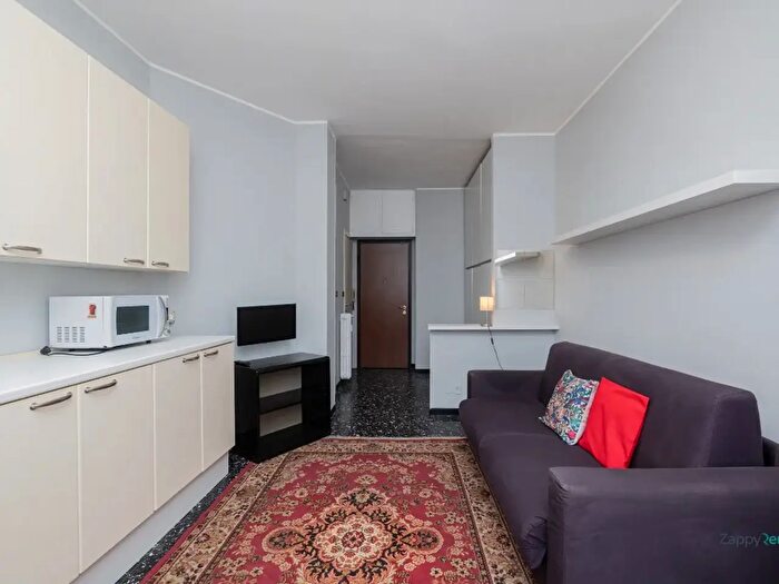 Appartamento monolocale in affitto in Via Giovanni Battista Piranesi, Milano