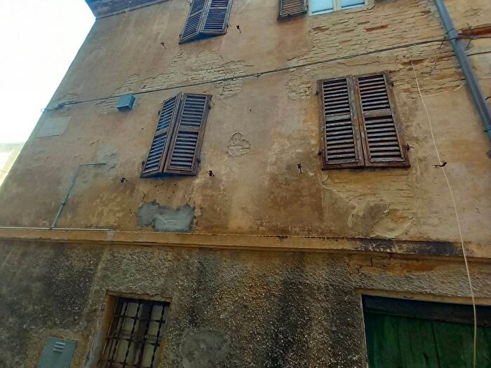 Casa quadrilocale in vendita in Via Scalette, Centro, Osimo