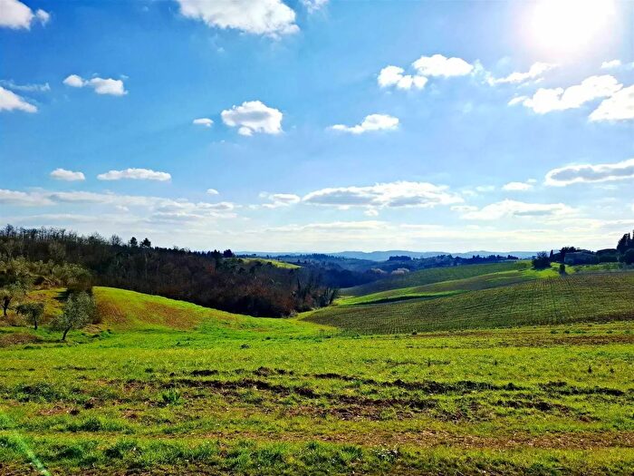 Casa con 5 locali in vendita in Lastra A Signa