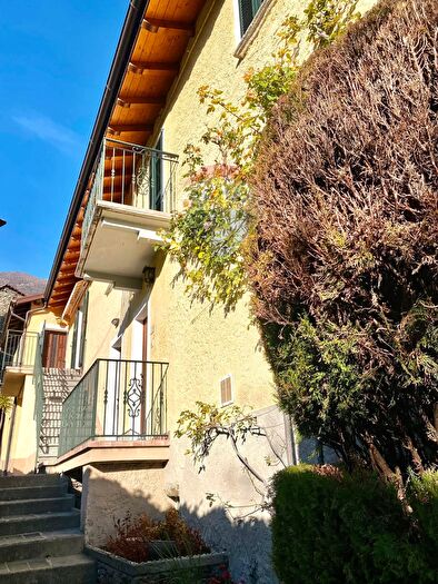 Casa con 7 locali in vendita in Cremia