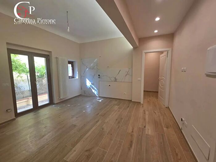 Appartamento trilocale in vendita in Via Vincenzo Chiarugi, Firenze