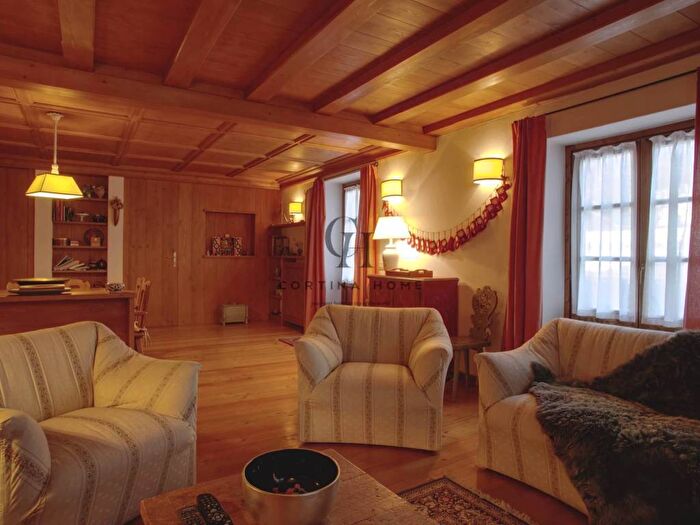 Appartamento con 6 locali in affitto in Località Corso Italia, Centro, Cortina dAmpezzo