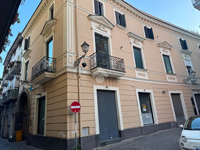 Appartamento quadrilocale in vendita in Via Seggio, Aversa