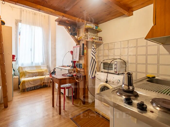 Appartamento monolocale in vendita in Via Fondazza, Bologna