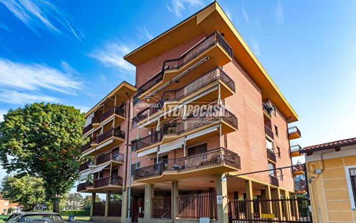 Appartamento quadrilocale in vendita in Via Martina G, Torino