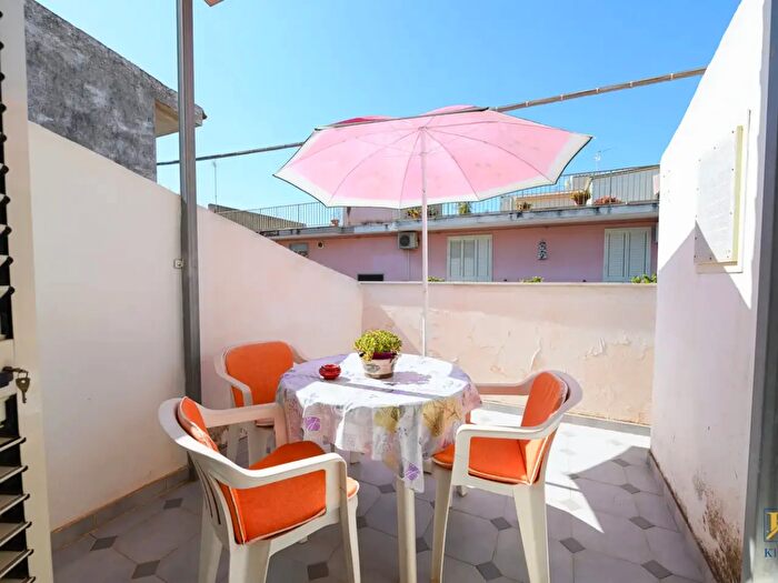 Casa trilocale in vendita in Via Carmine, Santa Croce Camerina