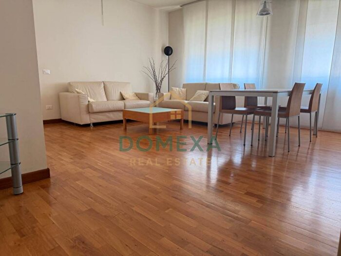 Appartamento bilocale in affitto in Via Carlo Leoni, Savonarola Ponte Molino, Padova