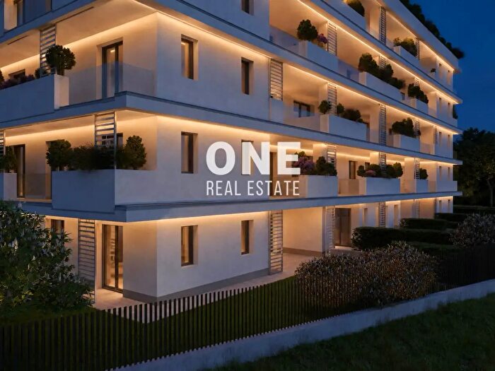 Appartamento bilocale in vendita in Via della Gallarana, Monza