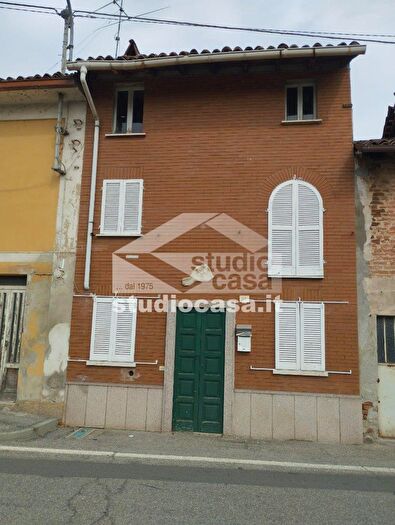 Casa quadrilocale in vendita in Via Ponti, San Zenone Al Po