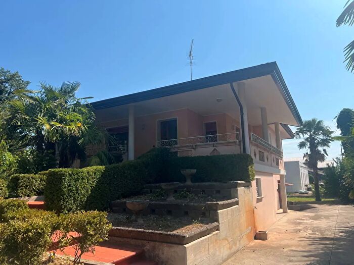 Casa con 5 locali in vendita in Via a Gramsci, Torre Di Mosto