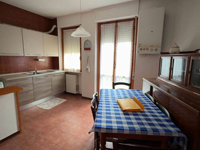 Appartamento trilocale in affitto in Via Marconi San Nicolò, Spoleto