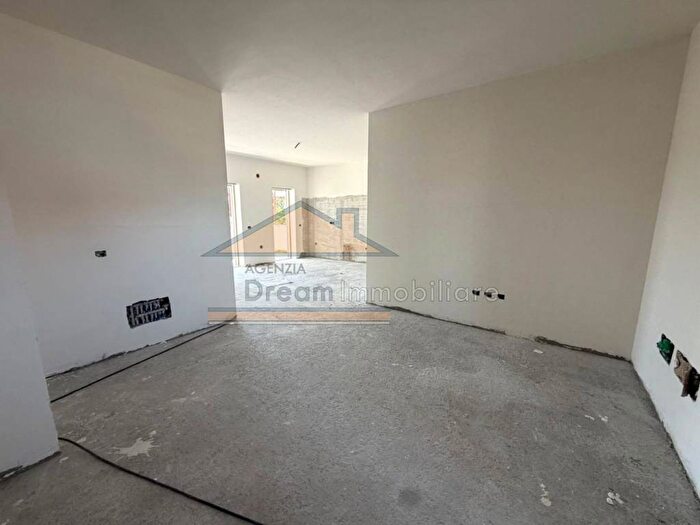 Appartamento trilocale in affitto in Via Giuseppe Verdi, Monaci, Giugliano in Campania