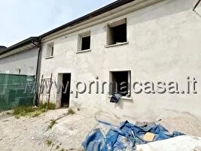 Casa con 6 locali in vendita in Via Casotti, Nogara