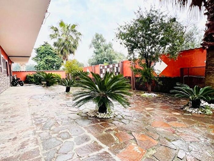 Appartamento monolocale in affitto in Via Madonna del Pantano, Licola Paese, Giugliano in Campania