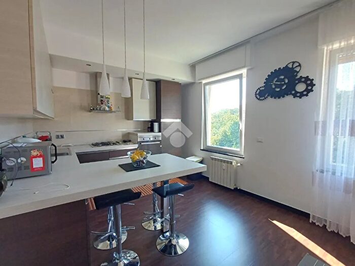 Appartamento trilocale in vendita in Via della Libertà, Busalla