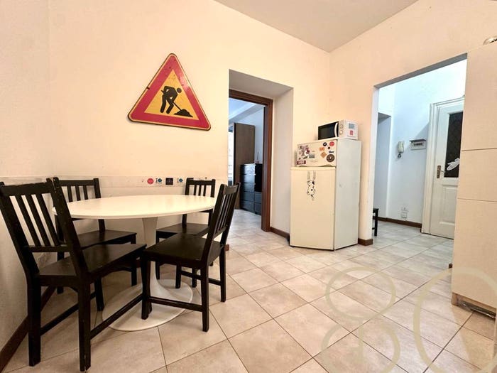 Appartamento trilocale in affitto in Via Galeazzo Alessi, Corso Genova, Milano