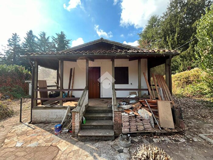 Casa trilocale in vendita in Via delle Magnolie, Rocca Priora