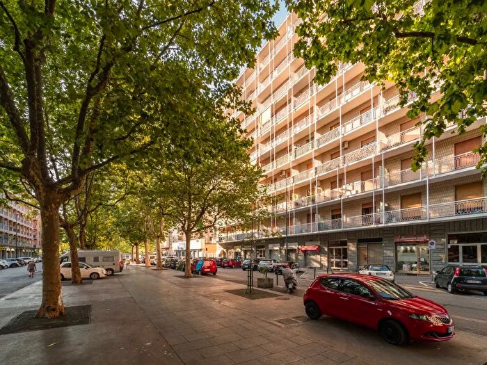 Appartamento trilocale in vendita in Via Cesare Pavese, Torino