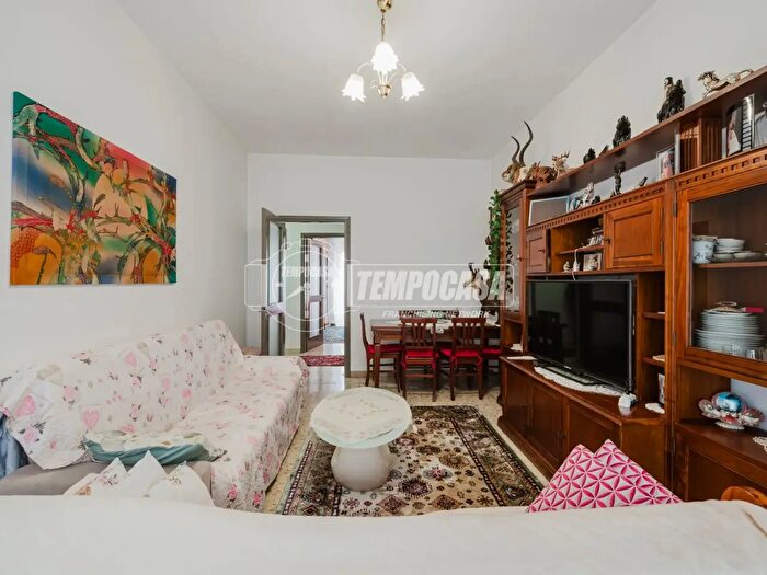Appartamento bilocale in vendita in Viale Indipendenza, Trezzano Sul Naviglio
