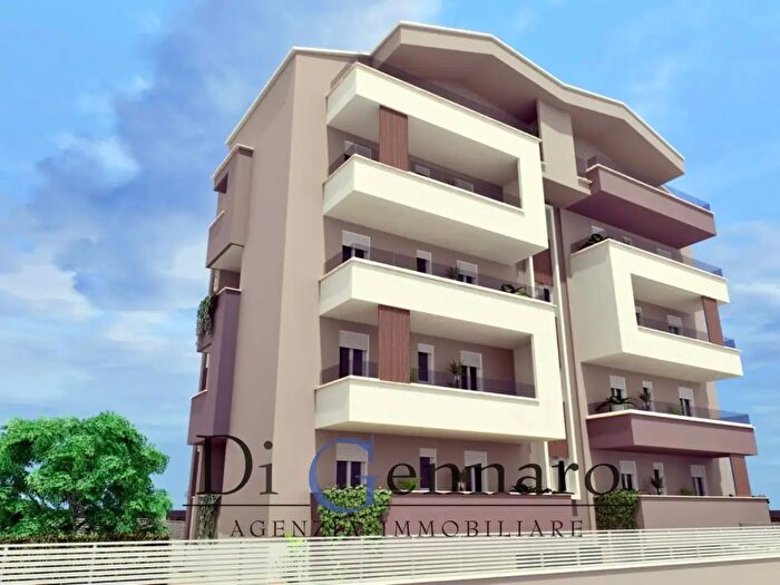 Appartamento trilocale in vendita in Via Ponza, Tortoreto